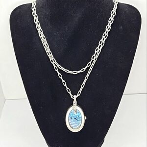 Womens Vintage Guess Watch Necklace Silver Tone New Battery